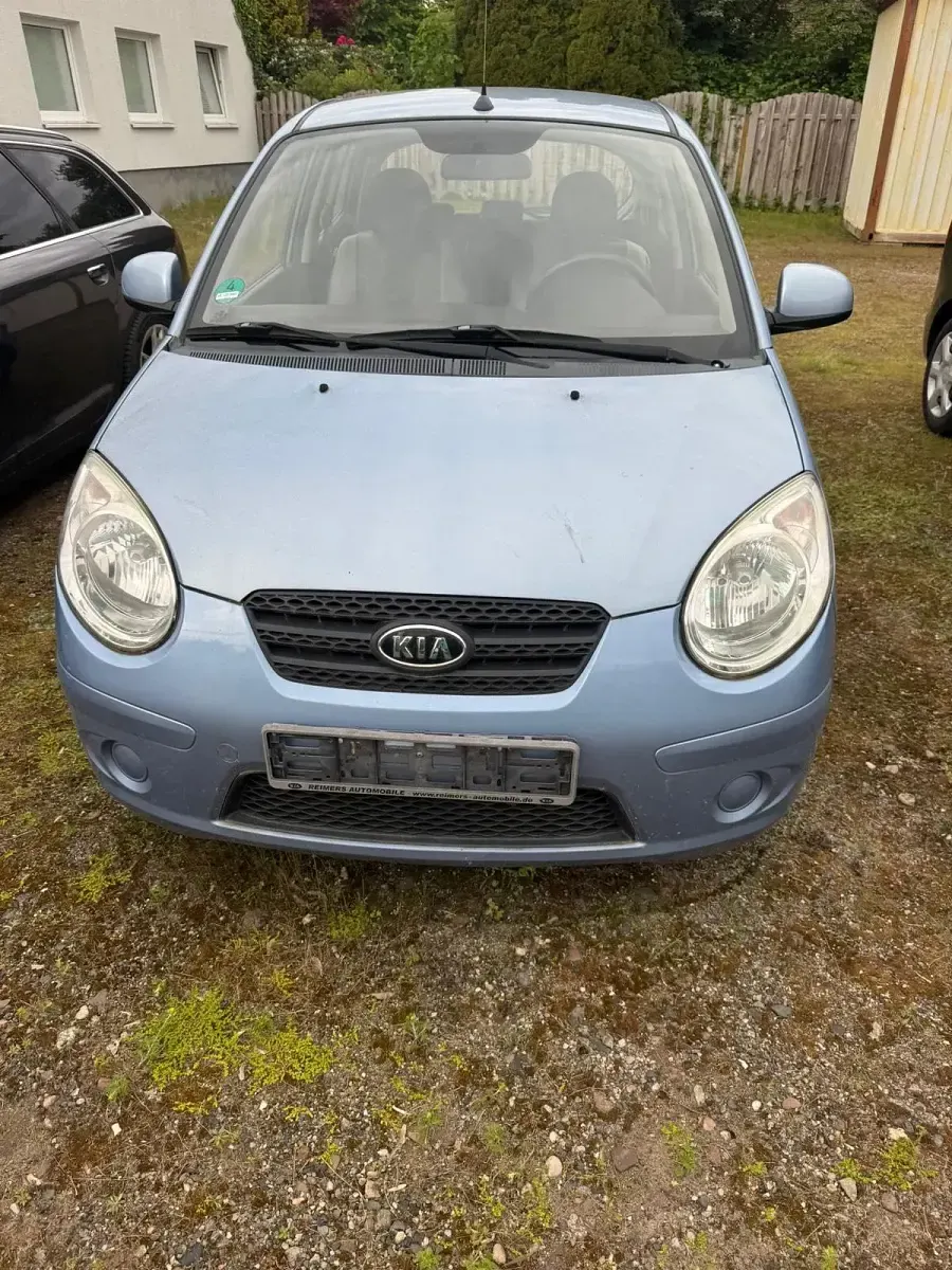 Używany Kia Picanto 75 KM (55 kW) 2011 Niebieski Hatchback