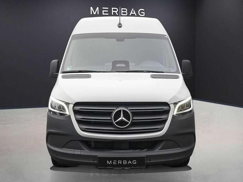 Gebraucht Mercedes Sprinter 190 PS (139 kW) 2025 Arktisweiß Van