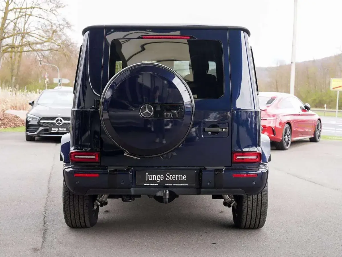 Gebraucht Mercedes G500 AMG 421 PS (309 kW) 2023 Cavansitblau metallic SUV