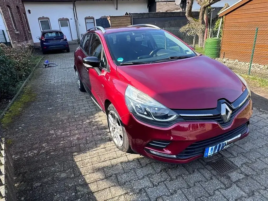 Gebraucht Renault Clio IV LIMITED 90 PS (66 kW) 2016 Rot Limousine