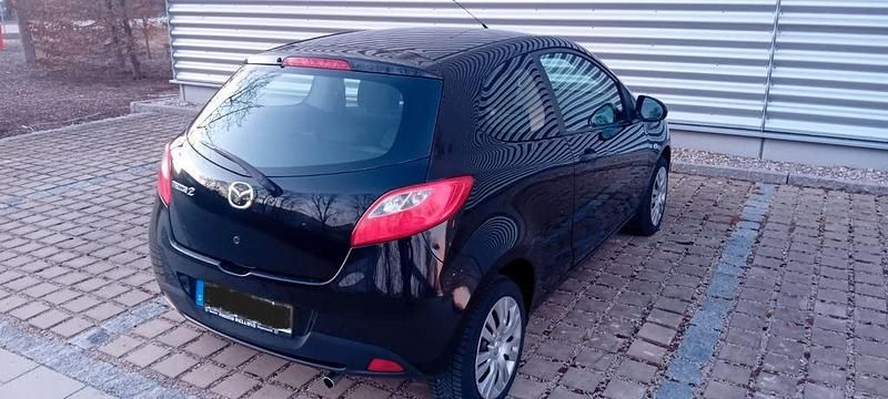 Gebraucht Mazda 2 Impuls 75 PS (55 kW) 2009 Schwarz Kleinwagen