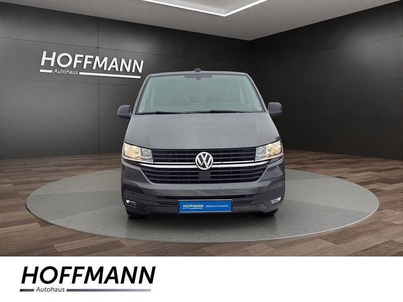 Gebraucht VW Multivan Trendline 150 PS (110 kW) 2021 Grau Van