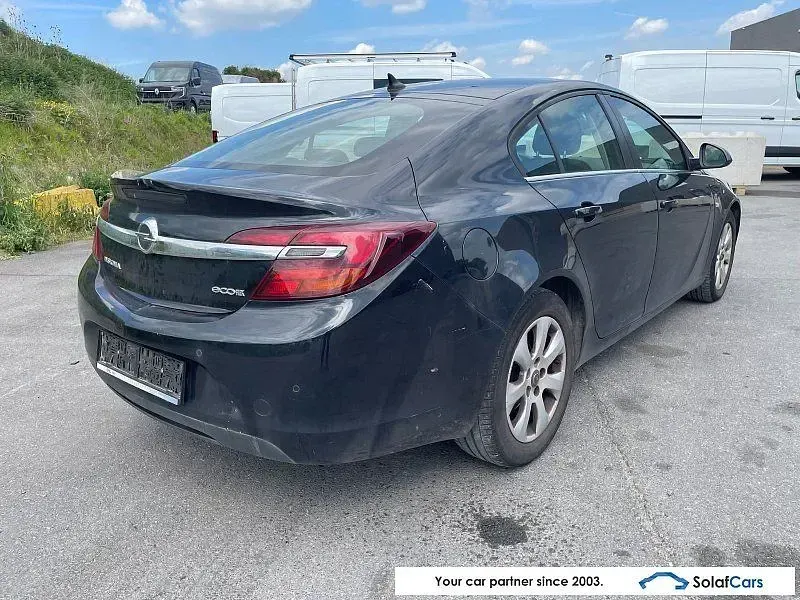 Gebraucht Opel Insignia 140 PS (102 kW) 2014 Schwarz Limousine