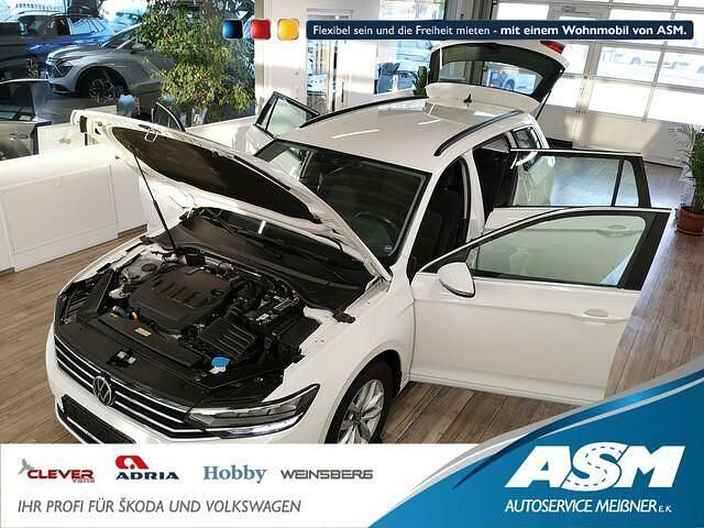 Weiß Gebraucht 2021 VW Passat Business Kombi | 23.719 € (Guter Preis) - Bild 1/2