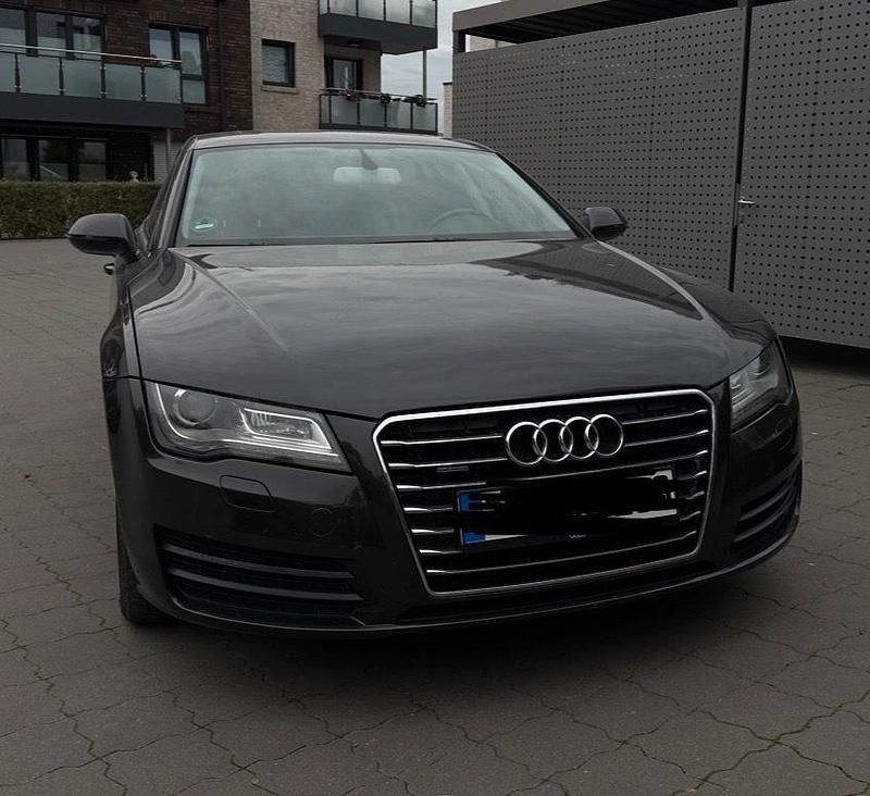 Gebraucht Audi A7 Comfort 300 PS (220 kW) 2011 Braun Kleinwagen