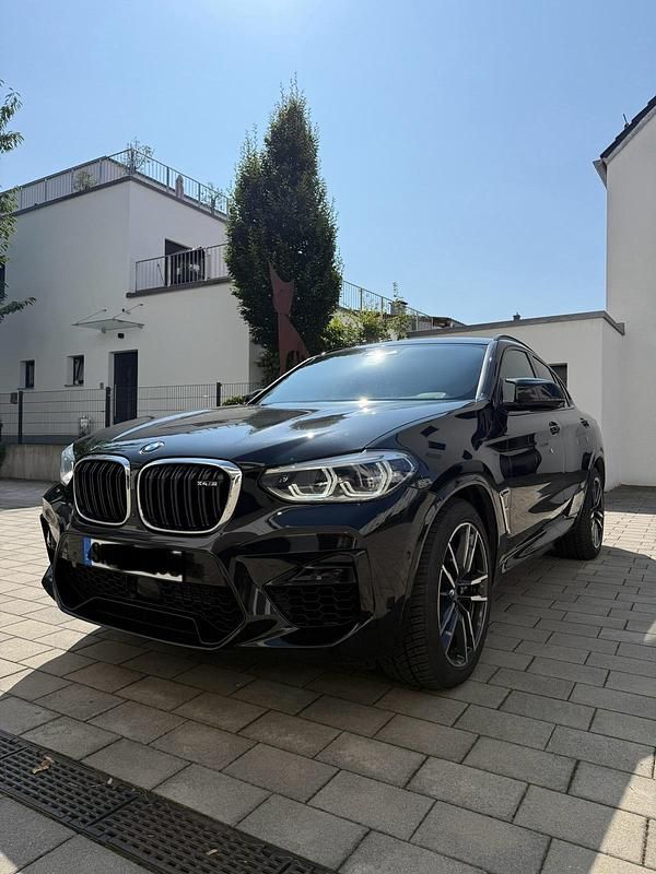 Schwarz Gebraucht 2021 BMW X4 SUV | 55.000 € (Teuer) - Bild 1/4
