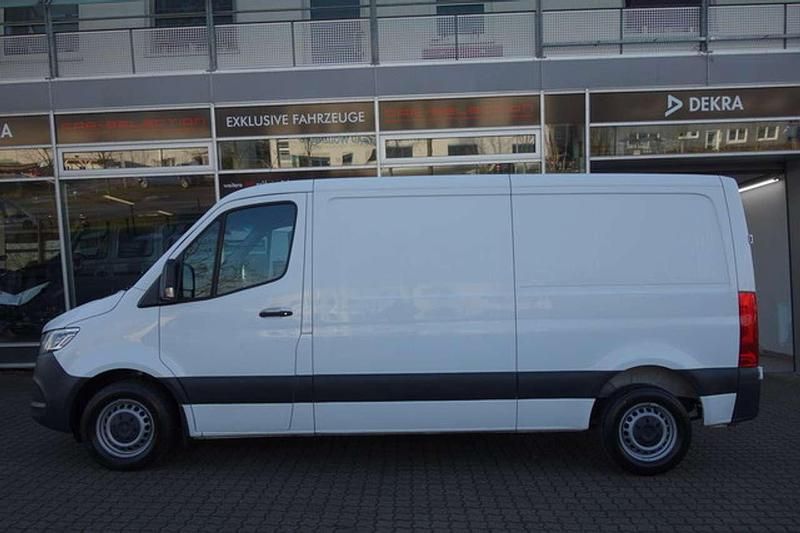 Second-hand Mercedes Sprinter 143 CP (105 kW) 2021 Alb Van
