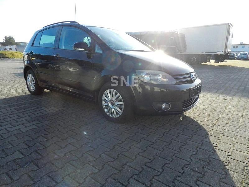 Gebraucht VW Golf VI Team 105 PS (77 kW) 2010 Schwarz Kleinwagen