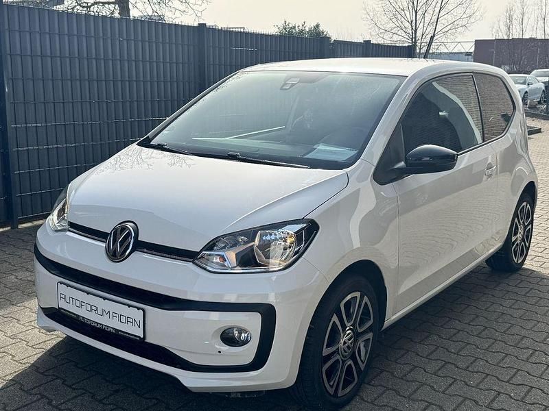 Gebraucht VW up! Beats 75 PS (55 kW) 2017 Weiß Kleinwagen