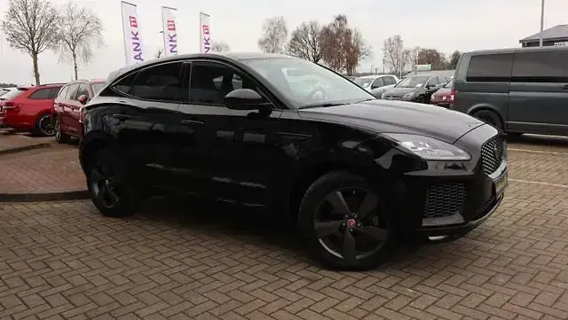 Second-hand Jaguar E-Pace R-Dynamic 150 CP (110 kW) 2020 Negru SUV