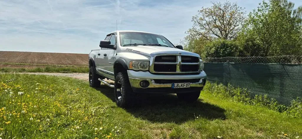 Usata Dodge Ram 345 CV (253 kW) 2005 Argento Pick-up