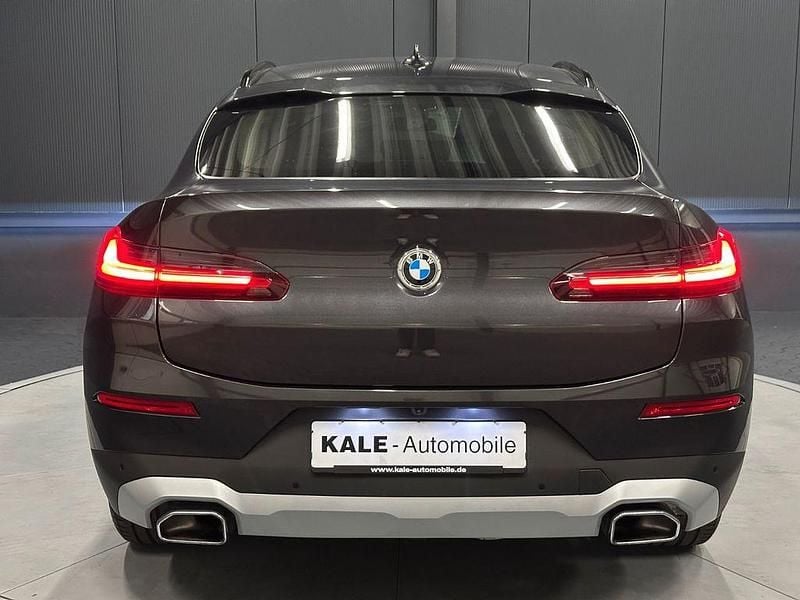 Gebraucht BMW X4 Performance 286 PS (210 kW) 2023 Grau metallic (sophistograu brillanteffekt) SUV