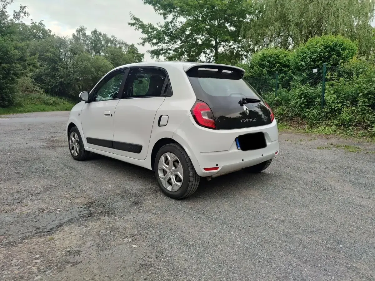 Gebraucht Renault Twingo 65 PS (47 kW) 2021 Weiß Kleinwagen