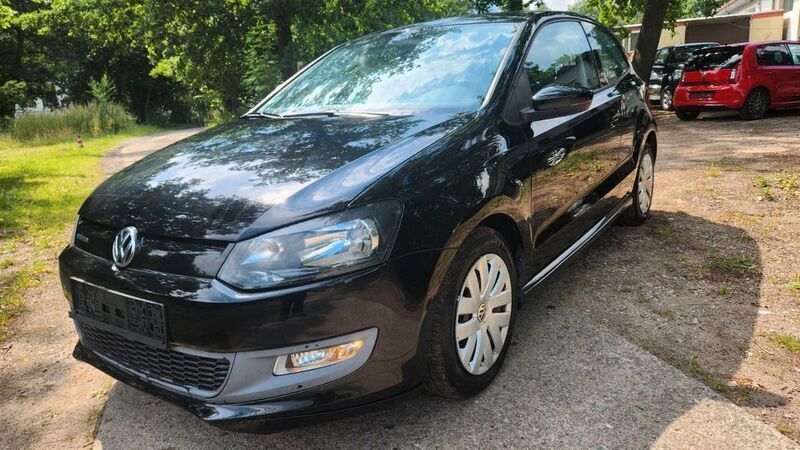 Schwarz Gebraucht 2010 VW Polo Trendline Limousine | 2.500 € (Superpreis) - Bild 1/4