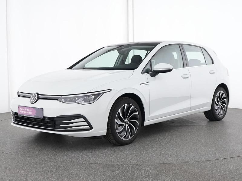 Weiß Gebraucht 2021 VW Golf VIII Style Limousine | 22.798 € (Fairer Preis) - Bild 1/4