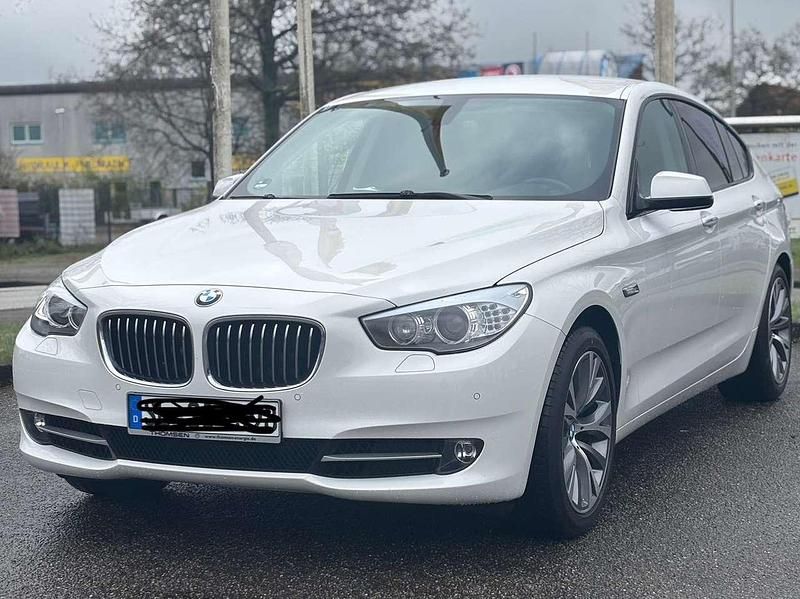 Weiß Gebraucht 2012 BMW 520 Gran Turismo Limousine | 16.250 € (Etwas zu teuer) - Bild 1/4