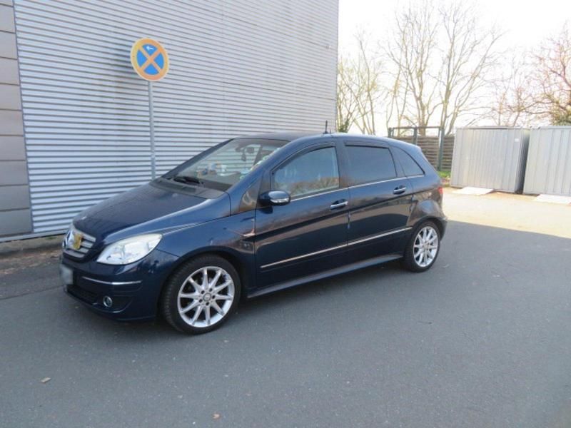 Gebraucht Mercedes B170 116 PS (85 kW) 2006 Blau Van / Kleinbus