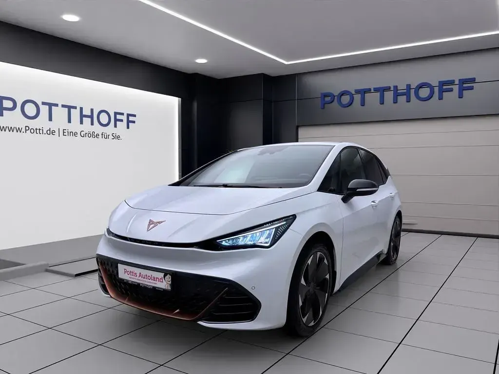 Gebraucht Cupra Born 169 kW (231 PS) 2024 Eisweiß Kleinwagen