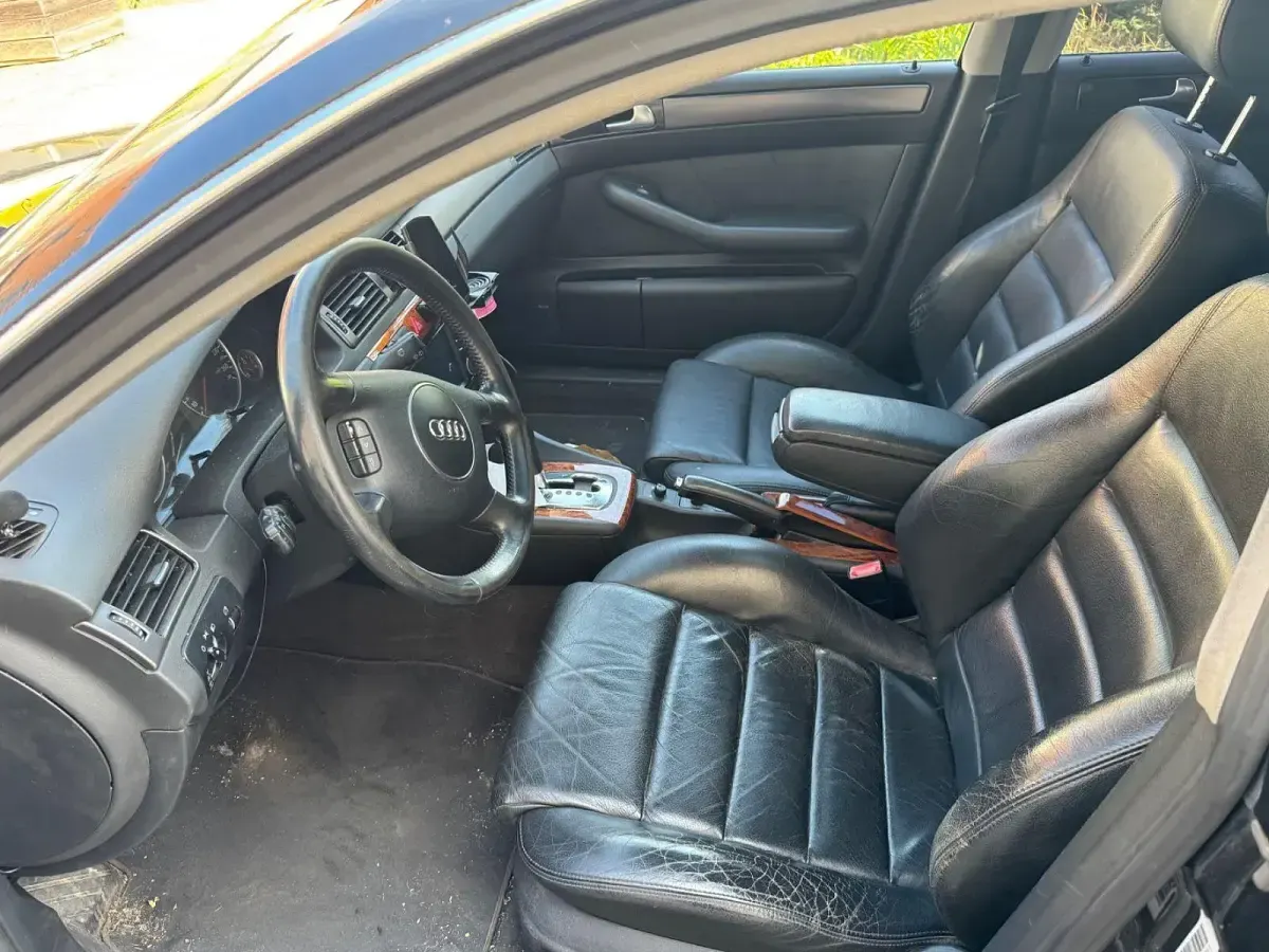 Używany Audi A6 Performance 299 KM (219 kW) 2001 Czarny Kombi