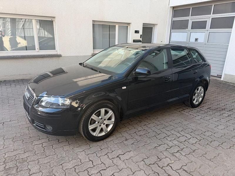 Gebraucht Audi A3 Attraction 125 PS (91 kW) 2008 Schwarz Kleinwagen