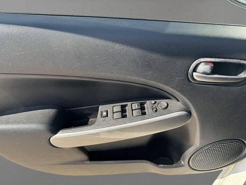 Gebraucht Mazda 2 Active 84 PS (61 kW) 2011 Weiß Kleinwagen