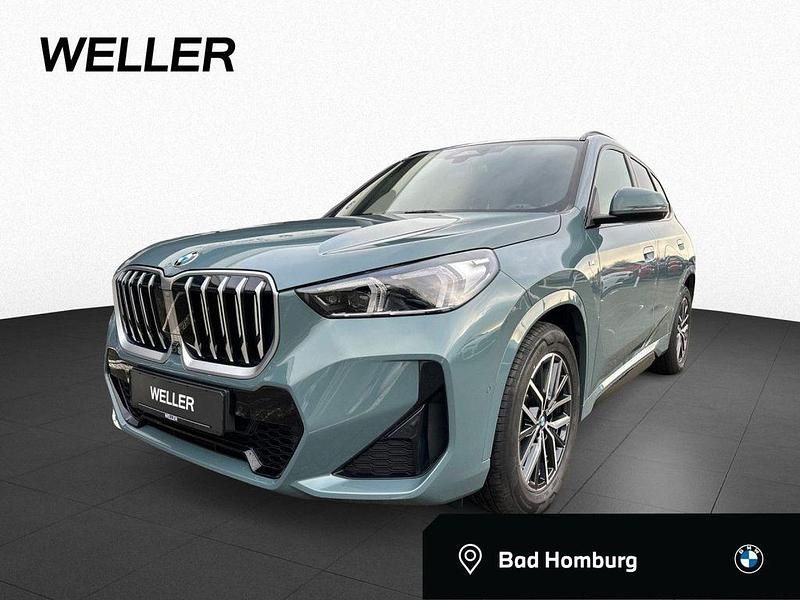 Cape york grün (grün) Gebraucht 2024 BMW X1 M Sport SUV | 41.490 € (Etwas zu teuer) - Bild 1/4