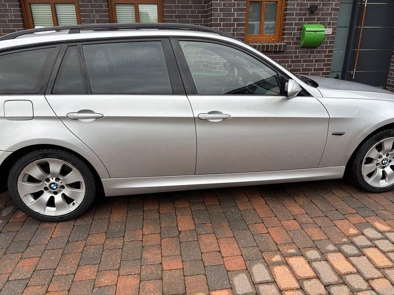 Gebraucht BMW 330 Performance 231 PS (169 kW) 2007 Silber Kombi