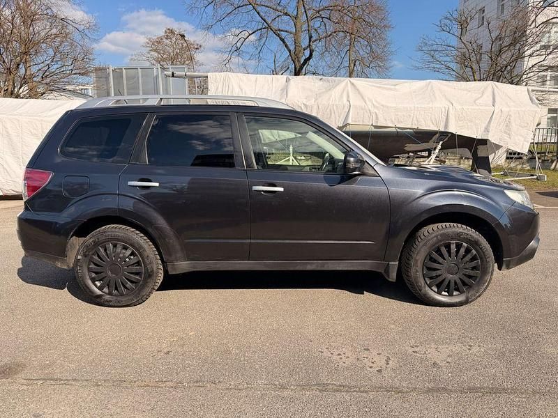Occasion Subaru Forester 147 ch (108 kW) 2012 Gris SUV