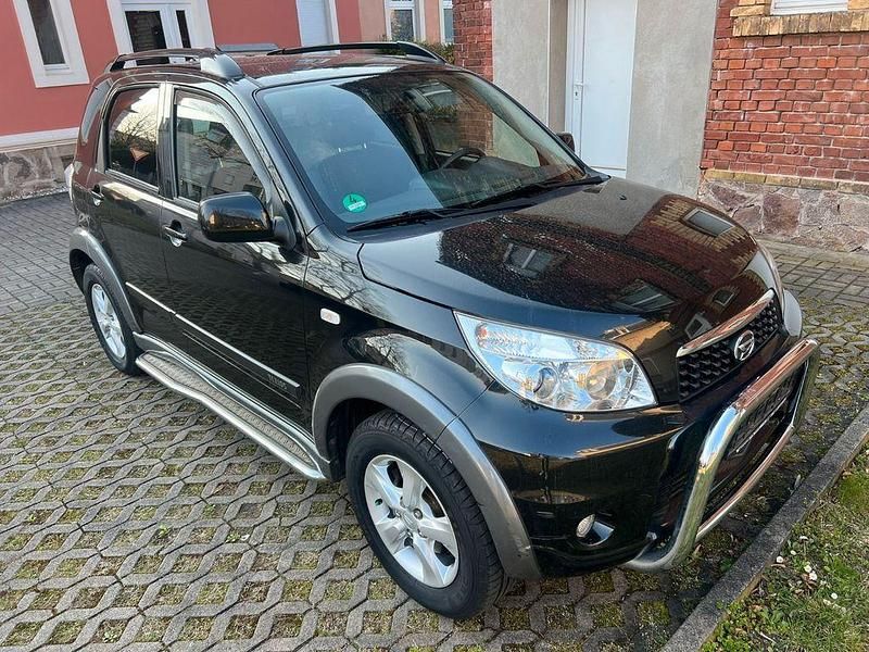 Gebraucht Daihatsu Terios 105 PS (77 kW) 2010 Schwarz SUV