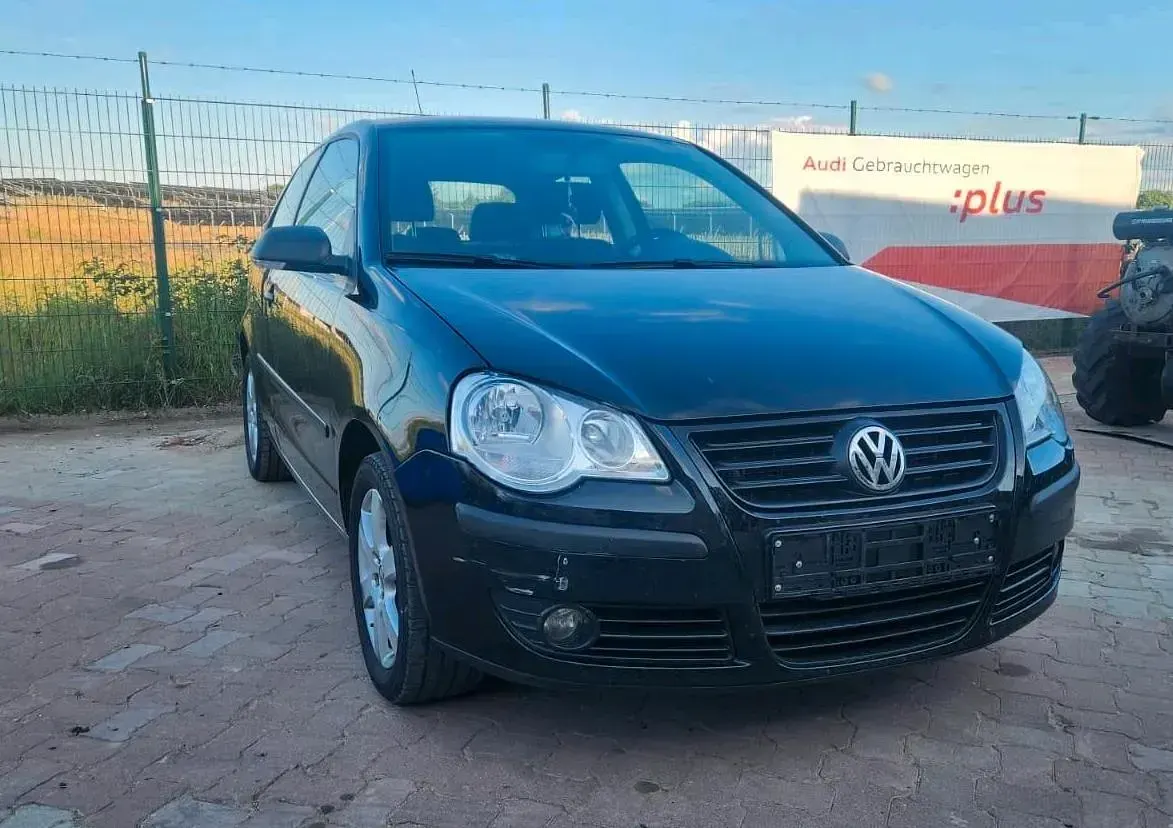 Gebraucht VW Polo 60 PS (44 kW) 2007 Schwarz Kleinwagen
