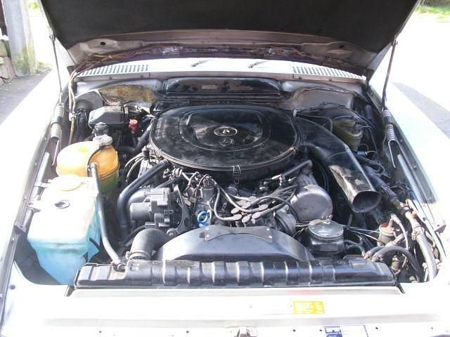 Gebraucht Mercedes SLC380 218 PS (160 kW) 1981 Silber metallic Coupé