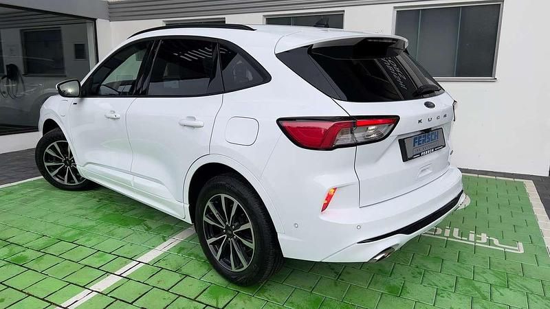 Gebraucht Ford Kuga ST-Line X 224 PS (164 kW) 2022 Weiß SUV