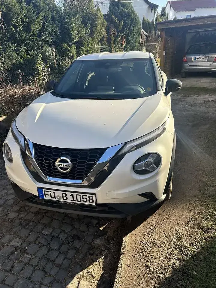Gebraucht Nissan Juke Tekna 114 PS (83 kW) 2021 Weiß SUV