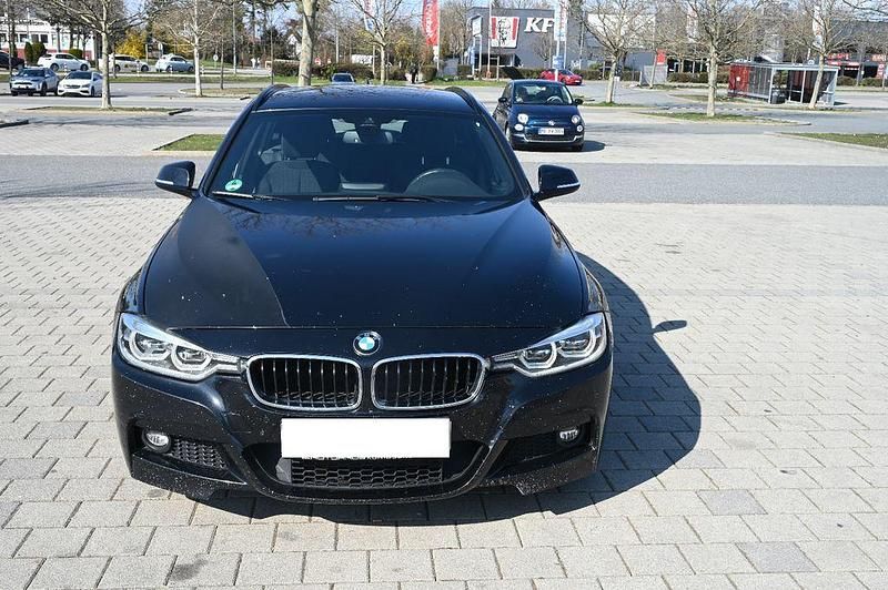 Gebraucht BMW 330 M Sport 252 PS (185 kW) 2015 Schwarz Kombi