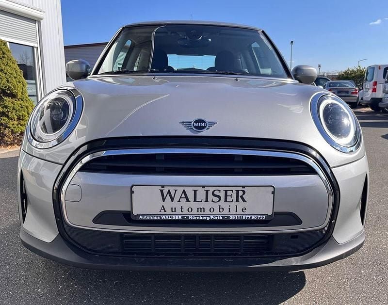 Gebraucht Mini Cooper Essential 136 PS (100 kW) 2022 Silber Kleinwagen