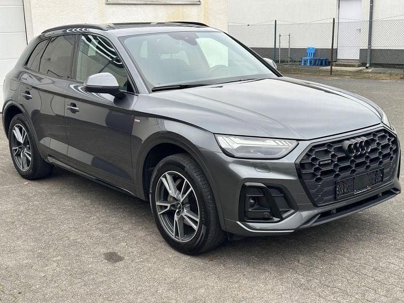 Grau Gebraucht 2022 Audi Q5 S-Line SUV | 29.980 € (Guter Preis) - Bild 1/4