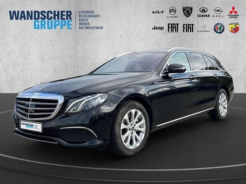Schwarzschwarz Gebraucht 2017 Mercedes E250 Kombi | 24.990 € (Fairer Preis) - Bild 1/4