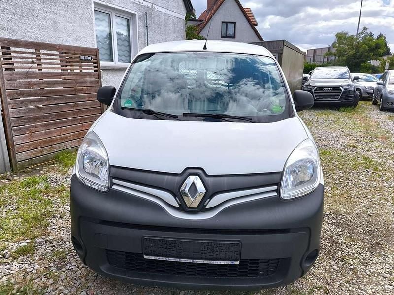 Weiß Gebraucht 2015 Renault Kangoo Basis Van / Kleinbus | 5.480 € (Guter Preis) - Bild 1/4