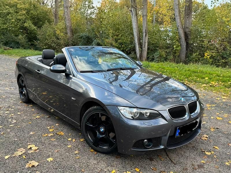 Grau Gebraucht 2008 BMW 320 Cabriolet Cabrio | 9.450 € (Fairer Preis) - Bild 1/4