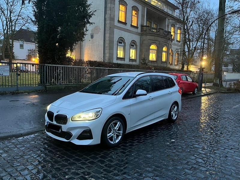 Gebraucht BMW 218 Gran Tourer M Sport 140 PS (102 kW) 2020 Weiß Van / Kleinbus