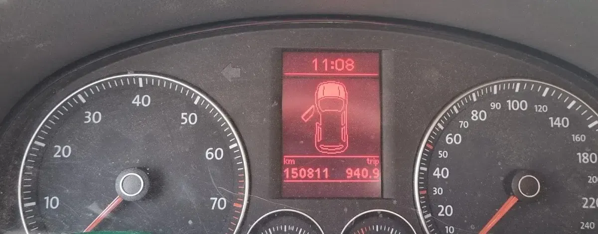 Gebraucht VW Touran 150 PS (110 kW) 2009 Grau Van / Kleinbus