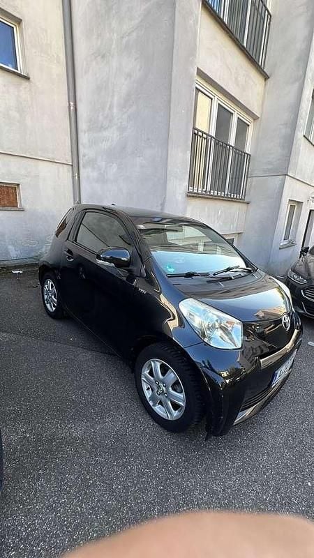 Gebraucht Toyota iQ 68 PS (50 kW) 2009 Kleinwagen