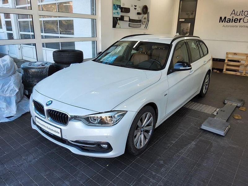 Weiß Gebraucht 2016 BMW 330 Sport Line Kombi | 16.500 € (Guter Preis) - Bild 1/4