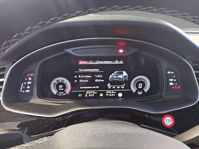 Gebraucht Audi Q8 Competition 231 PS (169 kW) 2023 Mythosschwarz metallic SUV