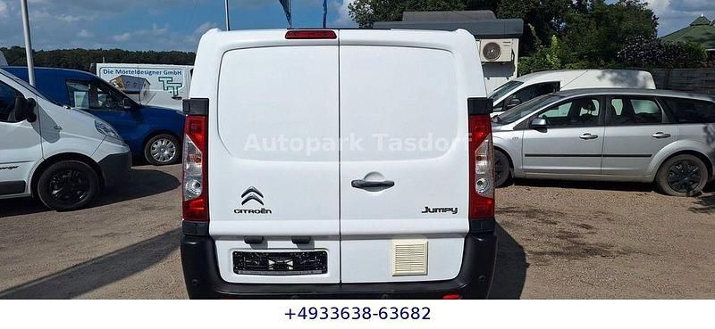 Gebraucht Citroën Jumpy 128 PS (94 kW) 2014 Weiß Van / Kleinbus