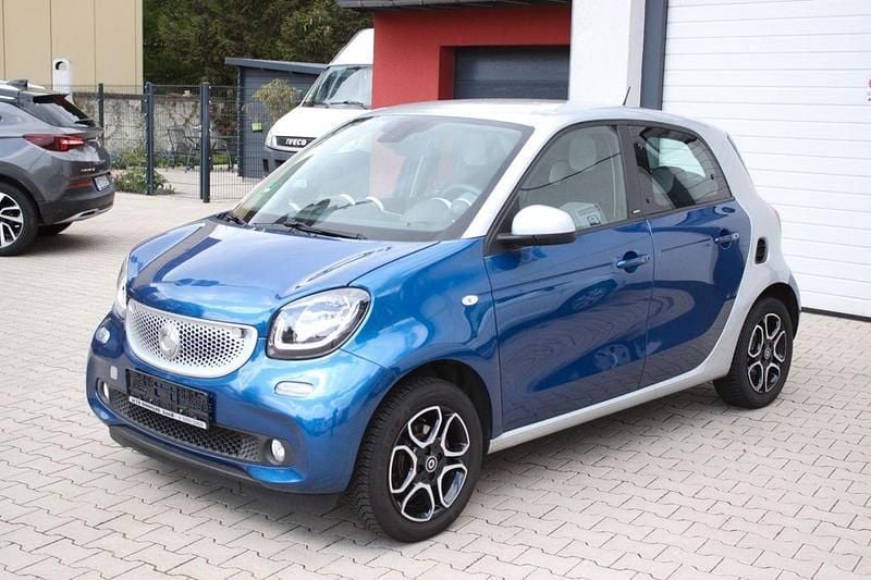 Gebraucht Smart ForFour Passion 71 PS (52 kW) 2014 Blau Kleinwagen