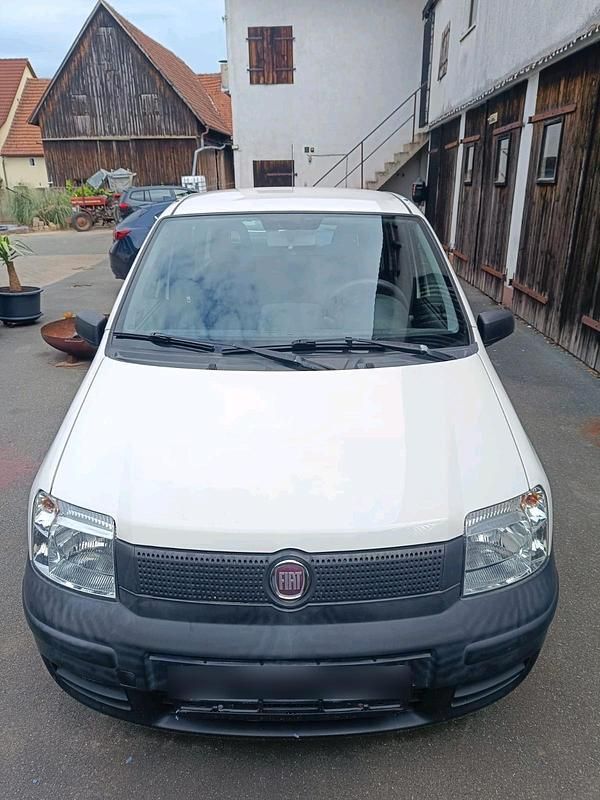 Weiß Gebraucht 2009 Fiat Panda Kleinwagen | 1.749 € (Guter Preis) - Bild 1/4
