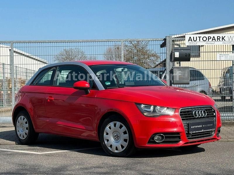 Gebraucht Audi A1 Attraction 122 PS (89 kW) 2010 Rot Kleinwagen