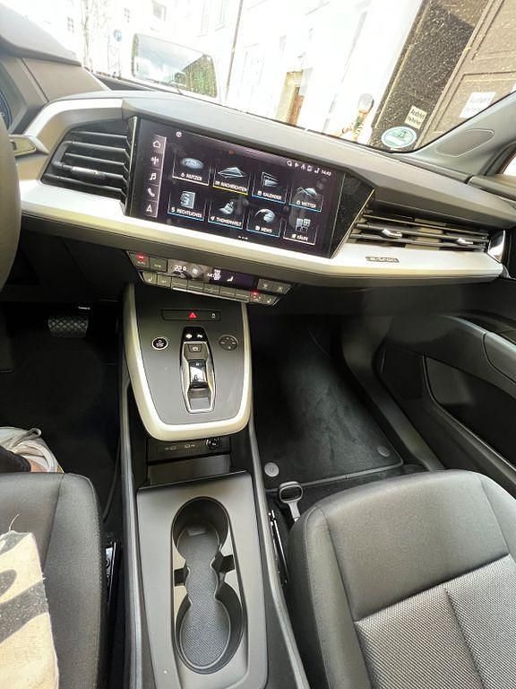 Gebraucht Audi Q4 e-tron Performance 210 kW (286 PS) 2024 Grau SUV