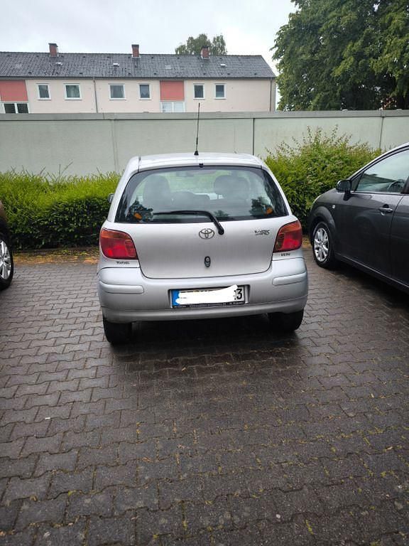Gebraucht 2005 Toyota Yaris Luna Limousine | 1.300 € (Fairer Preis) - Bild 1/4